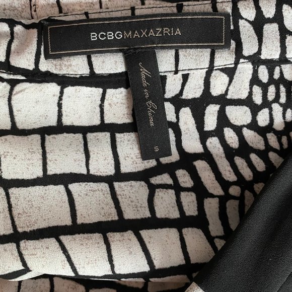 BCBG MaxAzria Snake Print Slit Front Maxi Skirt w/ Mini Skirt Inlay - Picture 5 of 6